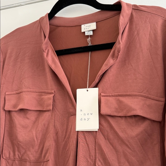 A New Day Rust Long Sleeve Utility Blouse NWT Size M - Picture 2 of 4
